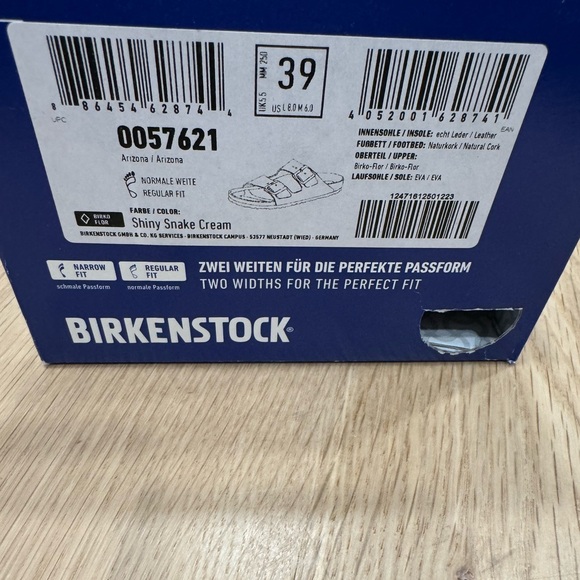 Birkenstock shiny snake cream sandal - Picture 6 of 6